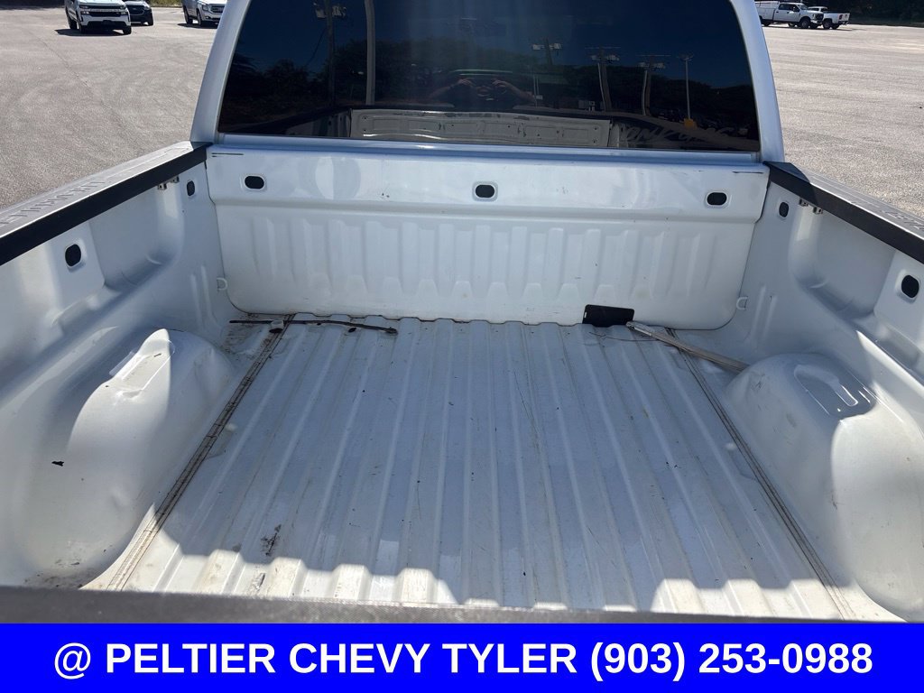 Used 2018 Chevrolet Silverado 1500 LT w/ LT Eassist Package RWD image 7