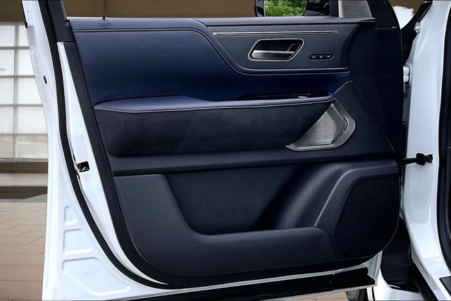 Certified 2026 INFINITI QX80 4WD image 23