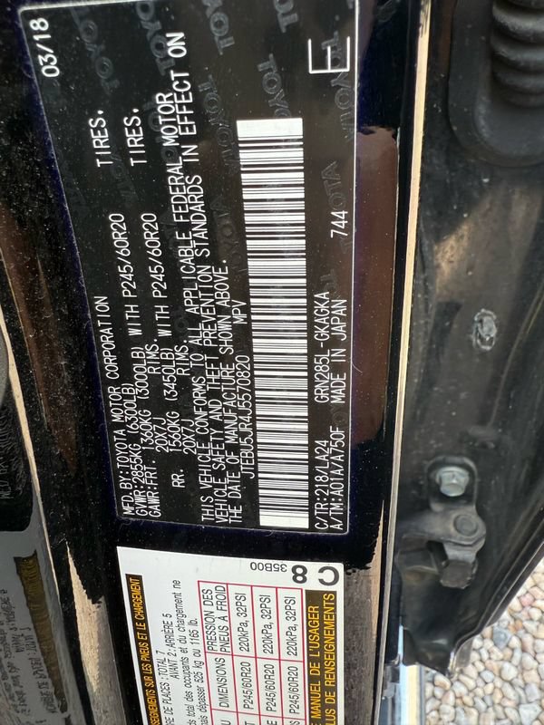Used 2018 Toyota 4Runner Limited AWD/4WD image 38
