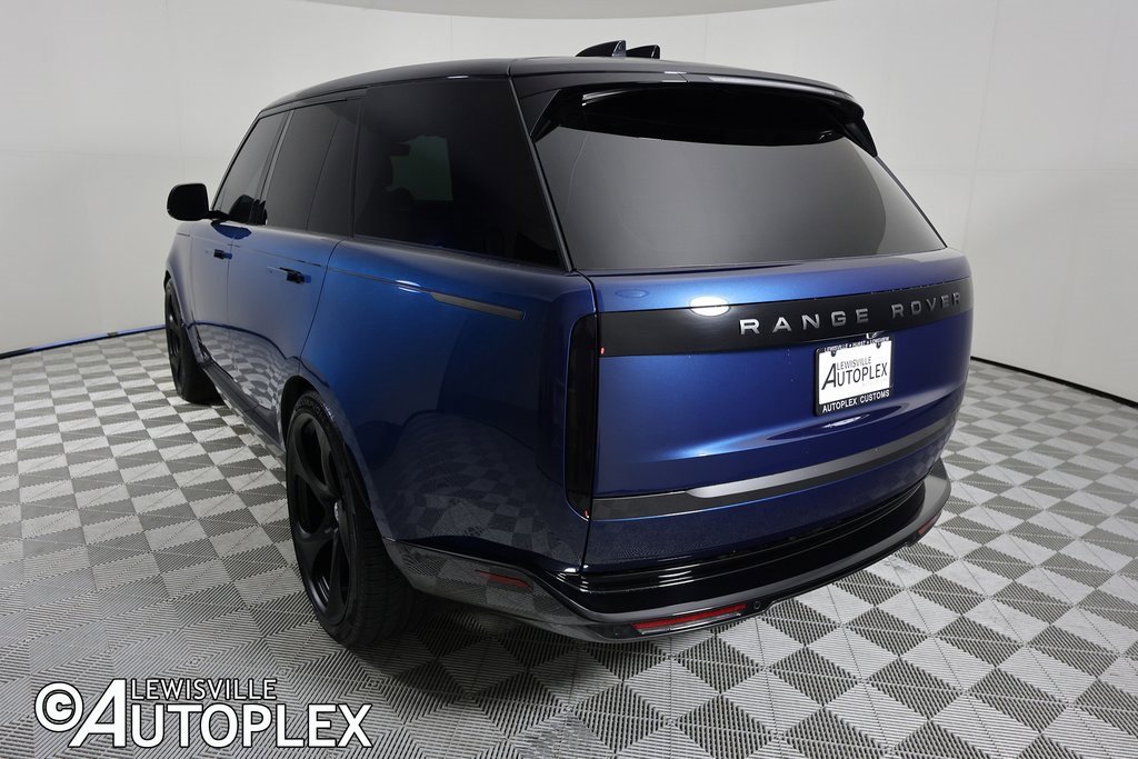 Used 2025 Land Rover Range Rover SE image 10