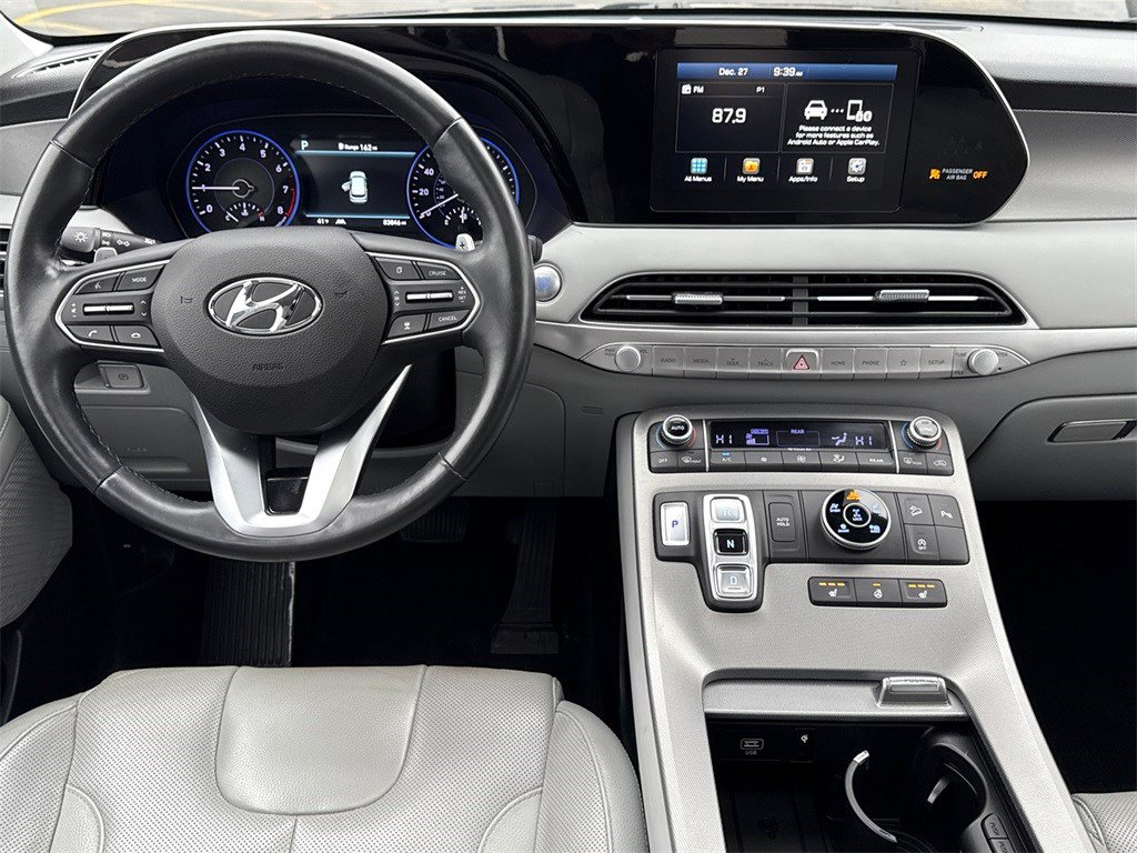 Used 2020 Hyundai Palisade SEL w/ Premium Package image 16