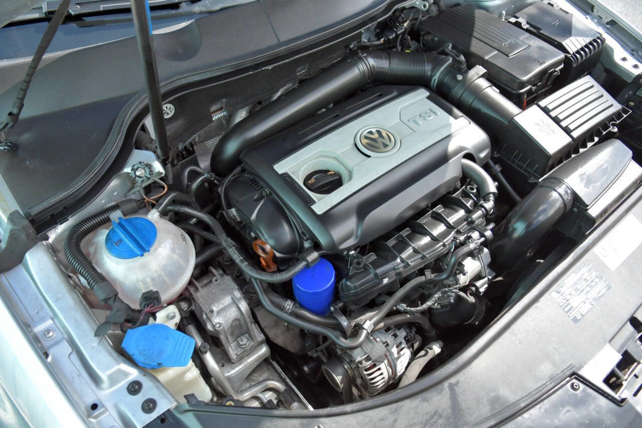 Used 2010 Volkswagen Passat Komfort image 24