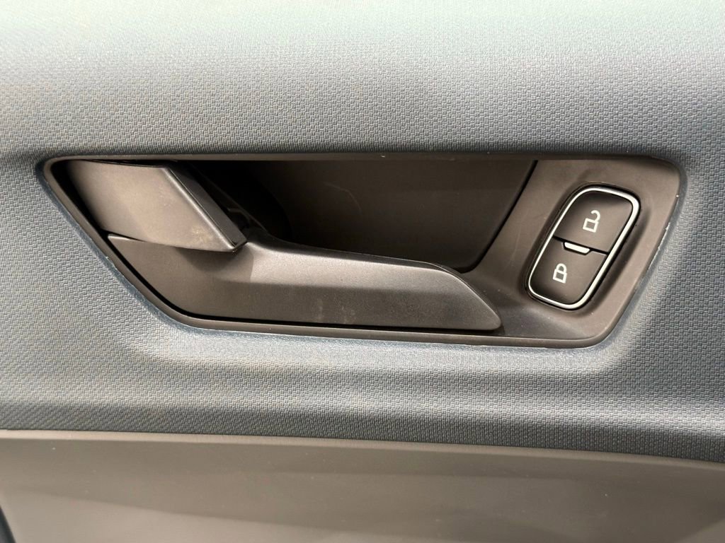 New 2025 Ford Maverick XL image 28