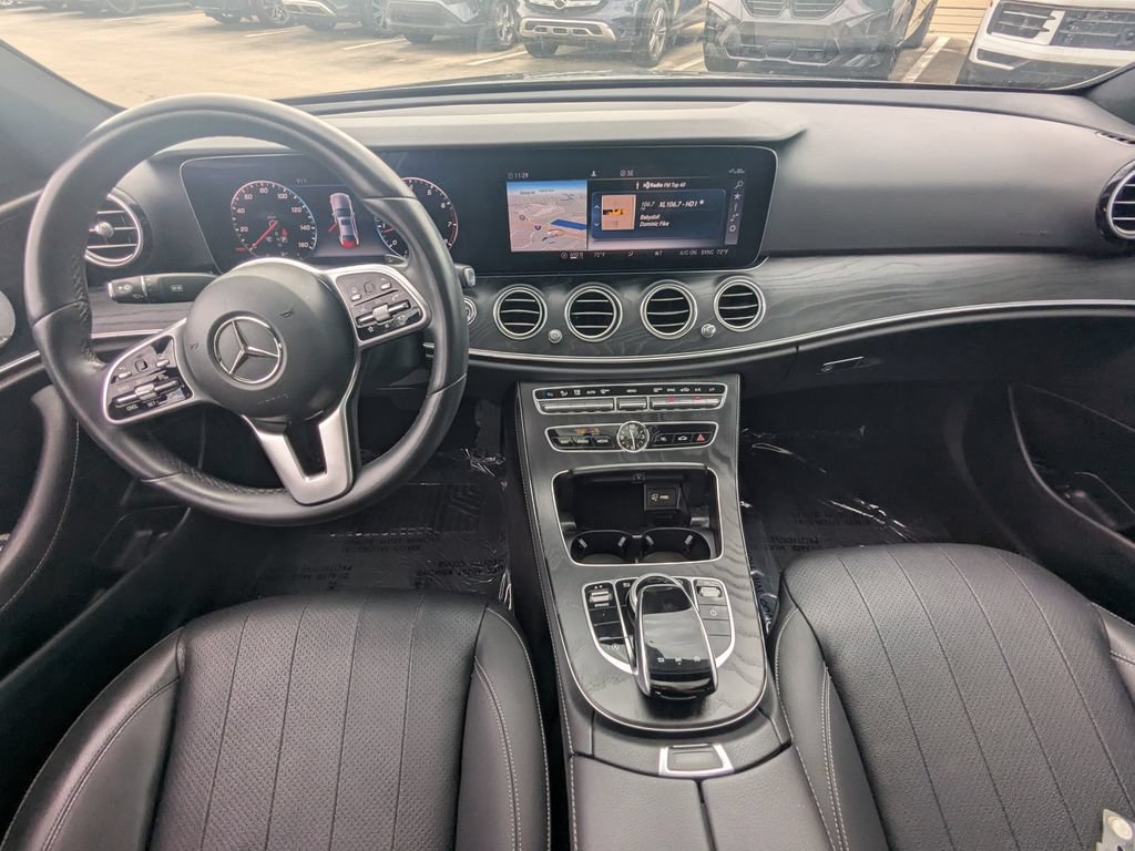 Used 2020 Mercedes-Benz E 450 4MATIC Sedan image 2