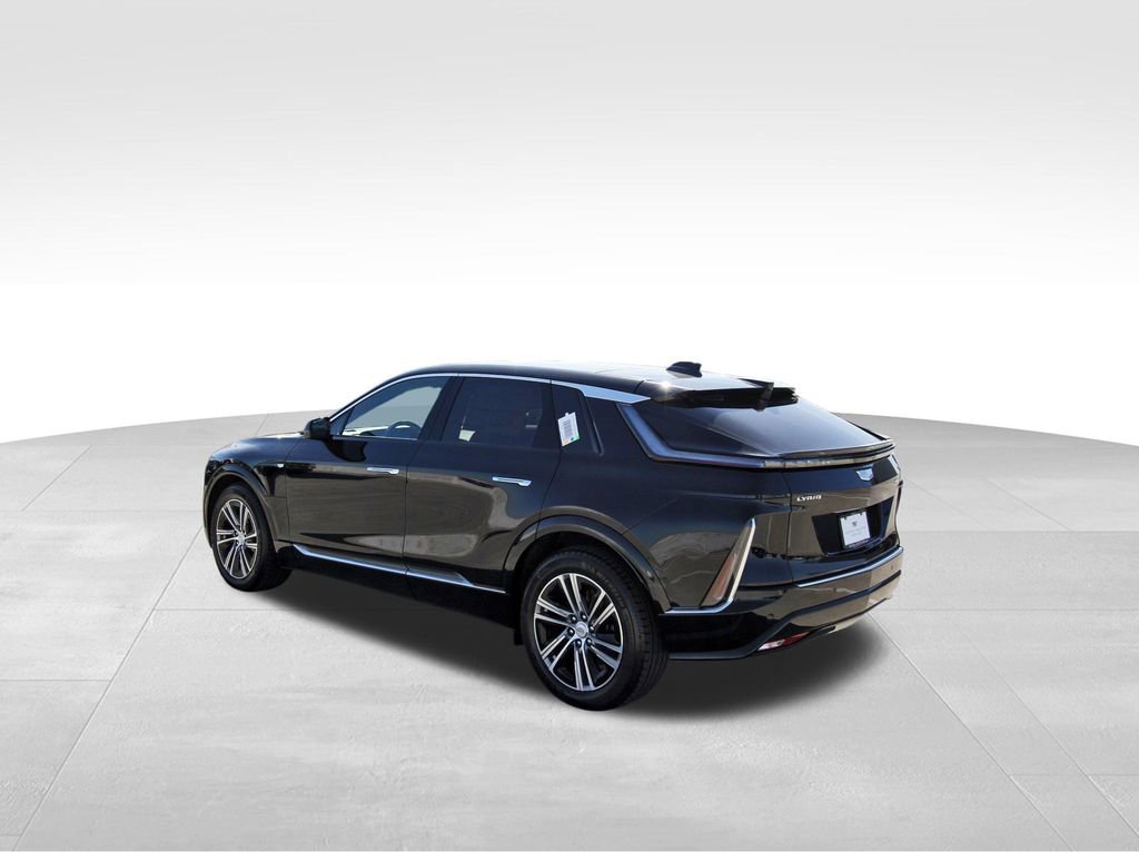 New 2026 Cadillac Lyriq Luxury image 3