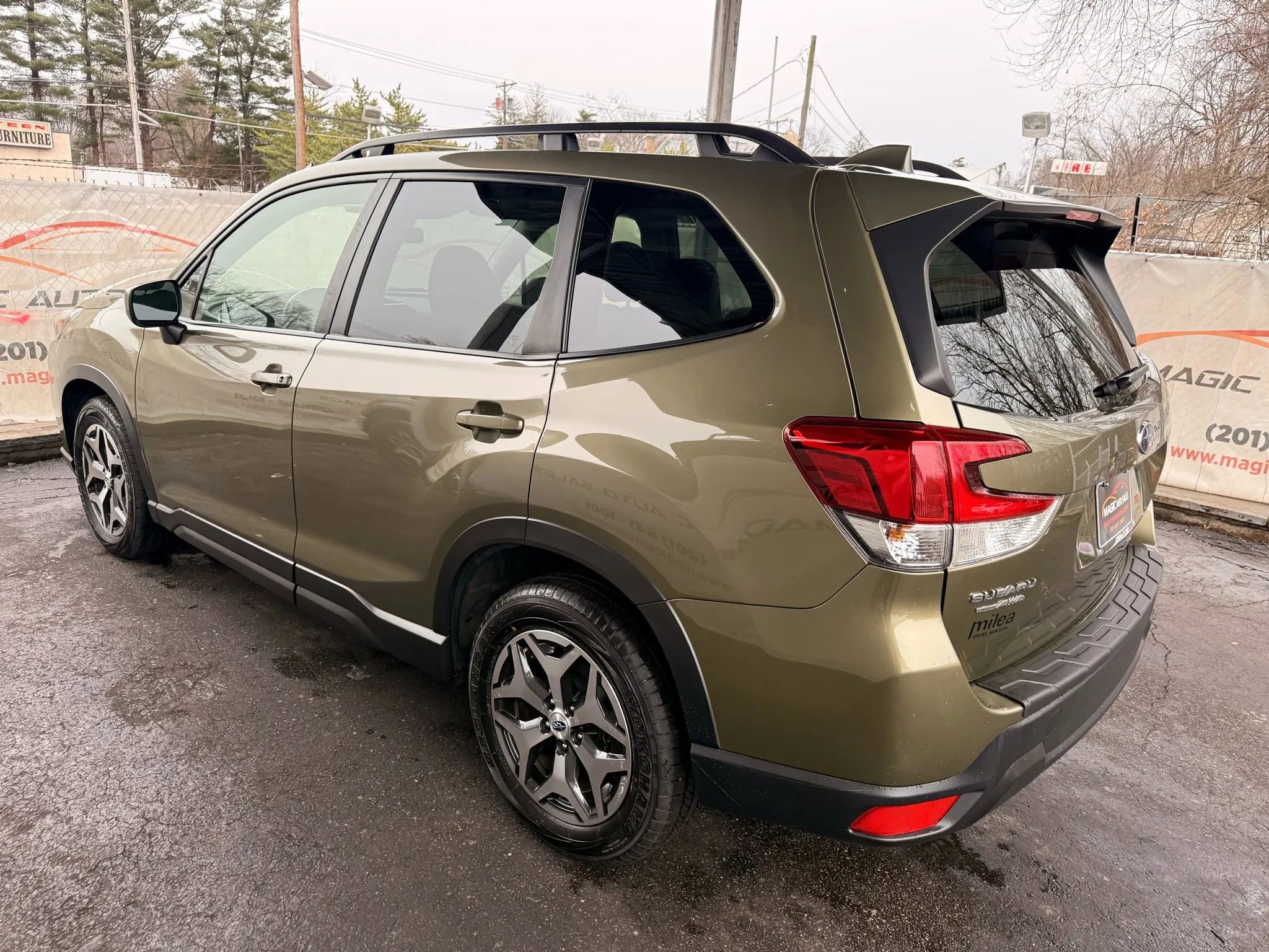 Used 2022 Subaru Forester Premium AWD/4WD image 59
