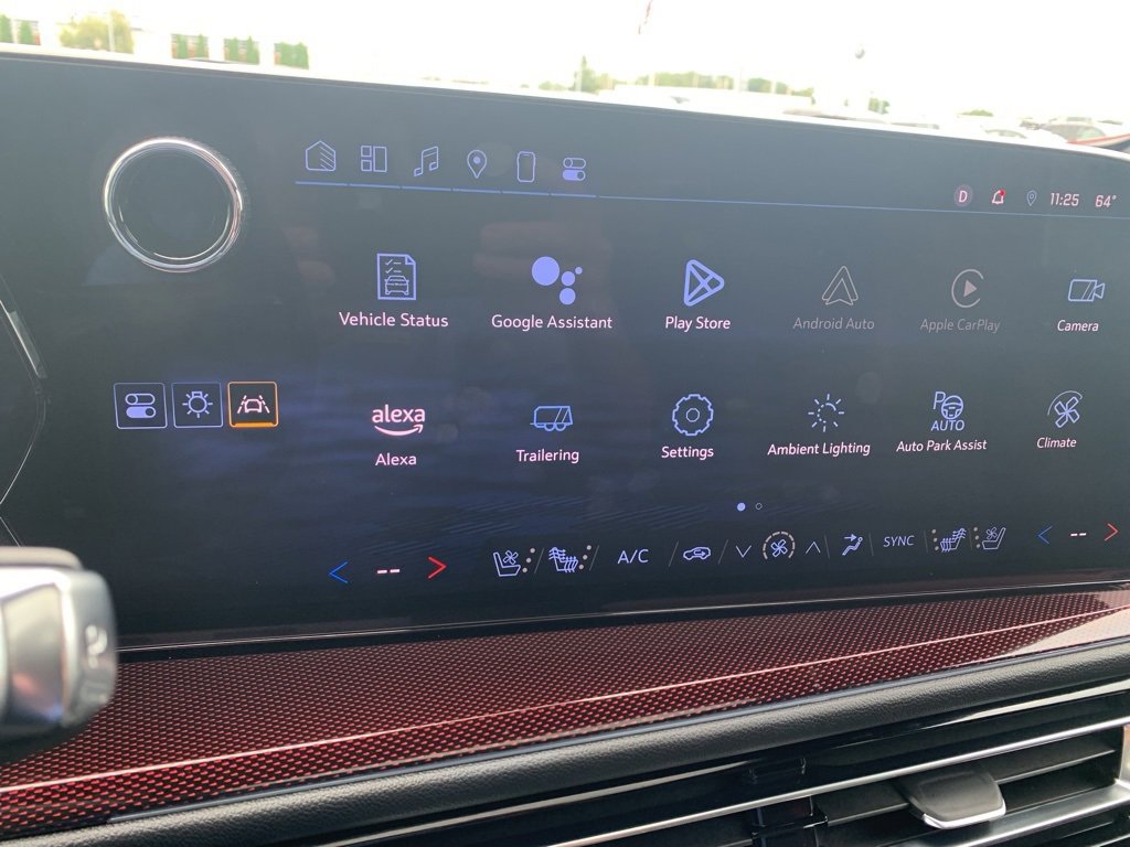 Used 2024 Chevrolet Traverse RS w/ LPO, Floor Liner Package image 21