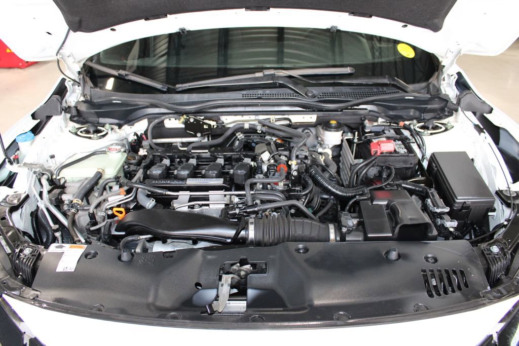 Used 2018 Honda Civic Sport image 11