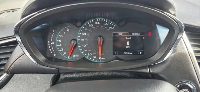 Used 2022 Chevrolet Trax LT w/ LT Convenience Package image 18