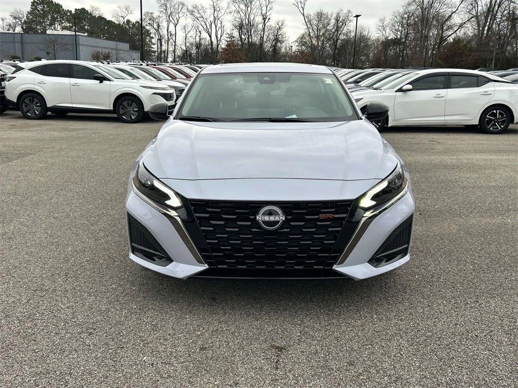 New 2025 Nissan Altima 2.5 SR w/ SR Premium Package image 8