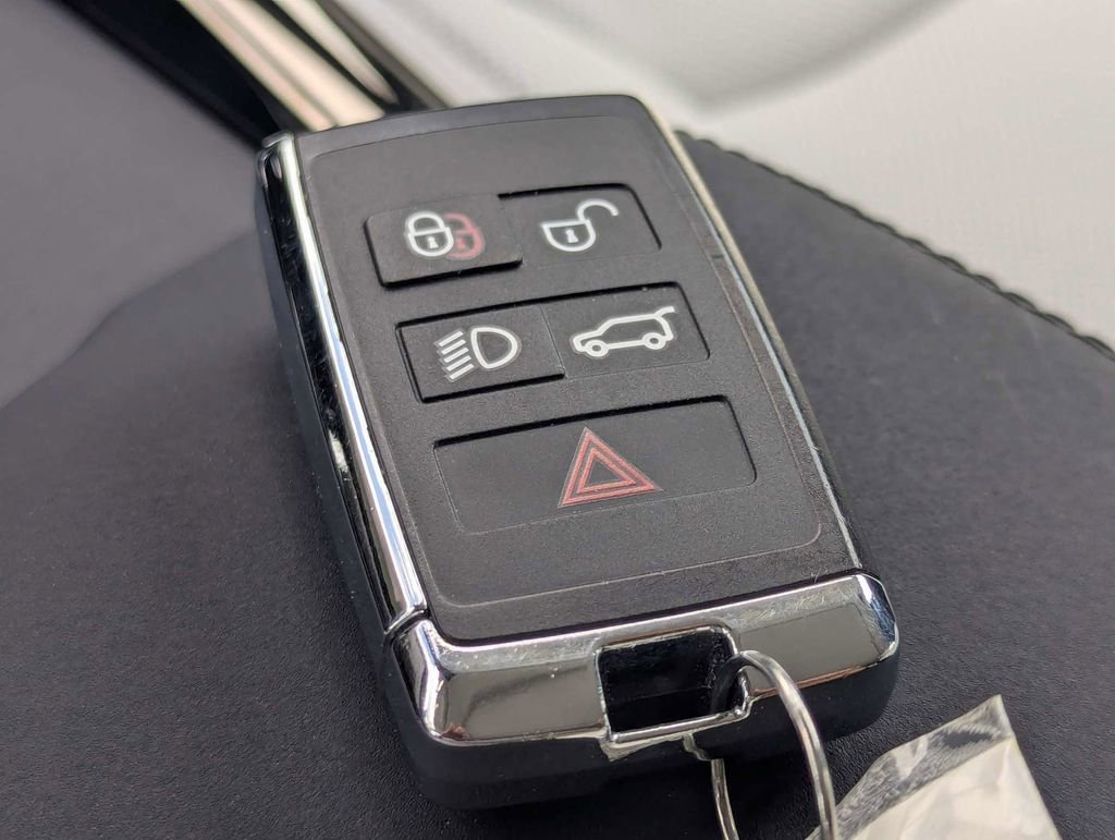 Used 2023 Land Rover Range Rover Sport Autobiography image 30