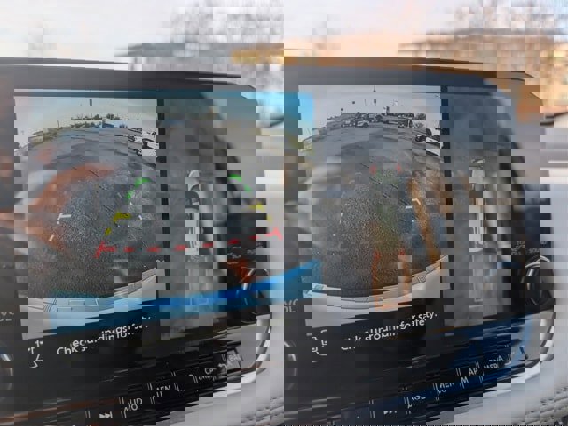 Used 2022 Nissan Rogue SL w/ SL Premium Package image 12