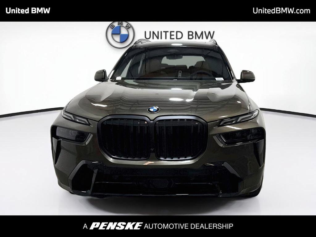 New 2027 BMW X7 xDrive40i w/ M Sport Package AWD/4WD image 2