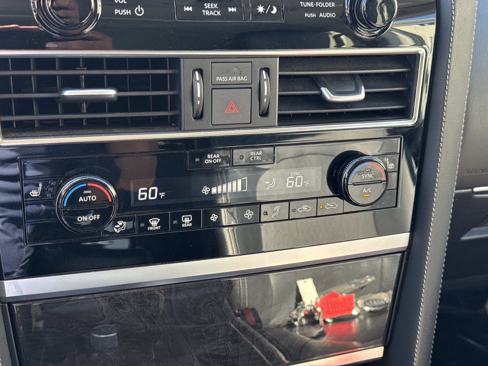 Used 2024 INFINITI QX80 Luxe image 24