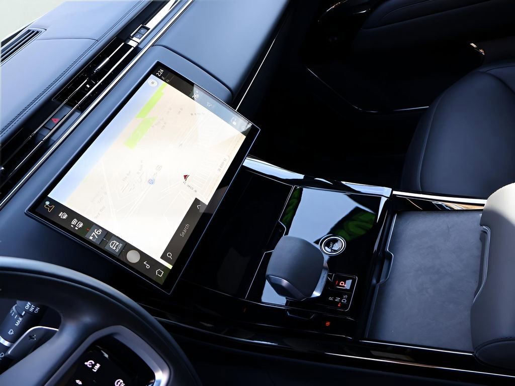 Used 2024 Land Rover Range Rover Sport SE AWD/4WD image 20