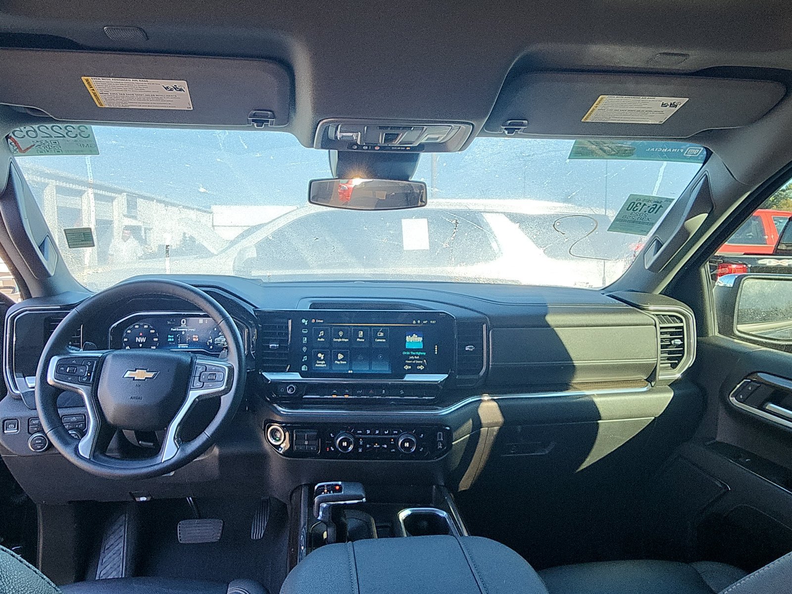 Used 2023 Chevrolet Silverado 1500 LT AWD/4WD image 19