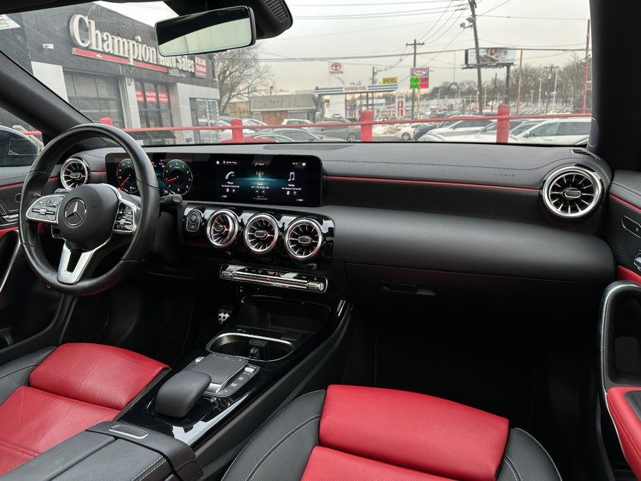 Used 2023 Mercedes-Benz CLA 250 4MATIC image 24