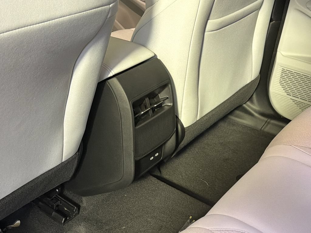New 2026 Jeep Cherokee Laredo AWD/4WD image 27