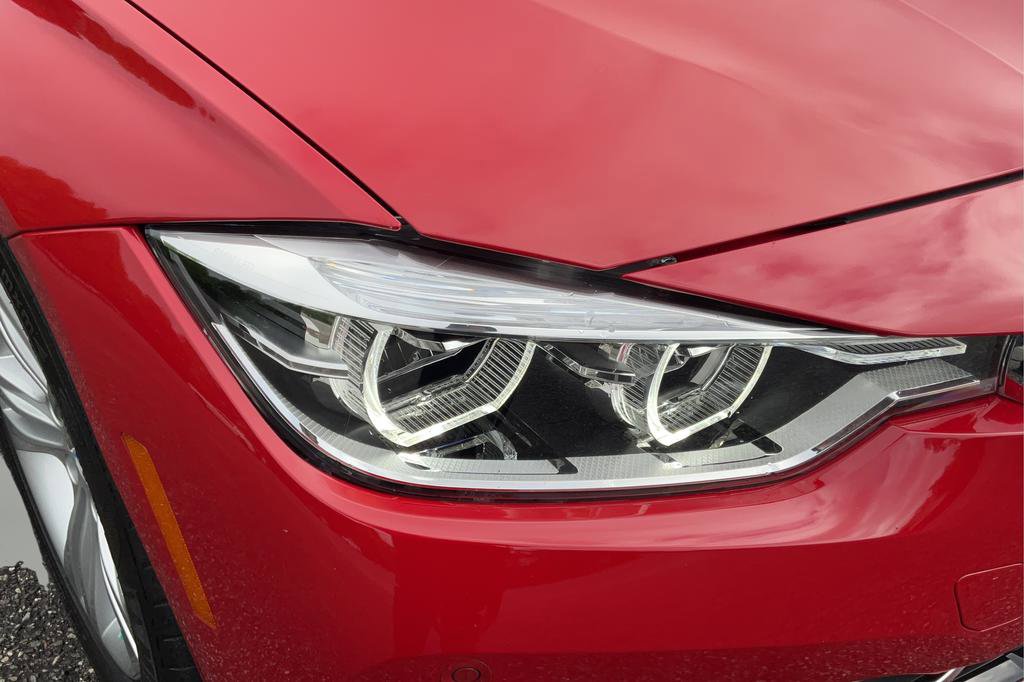 Used 2017 BMW 330i Sedan RWD image 29