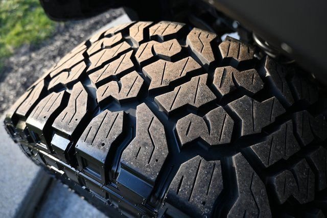 Used 2020 Jeep Wrangler Sport image 9