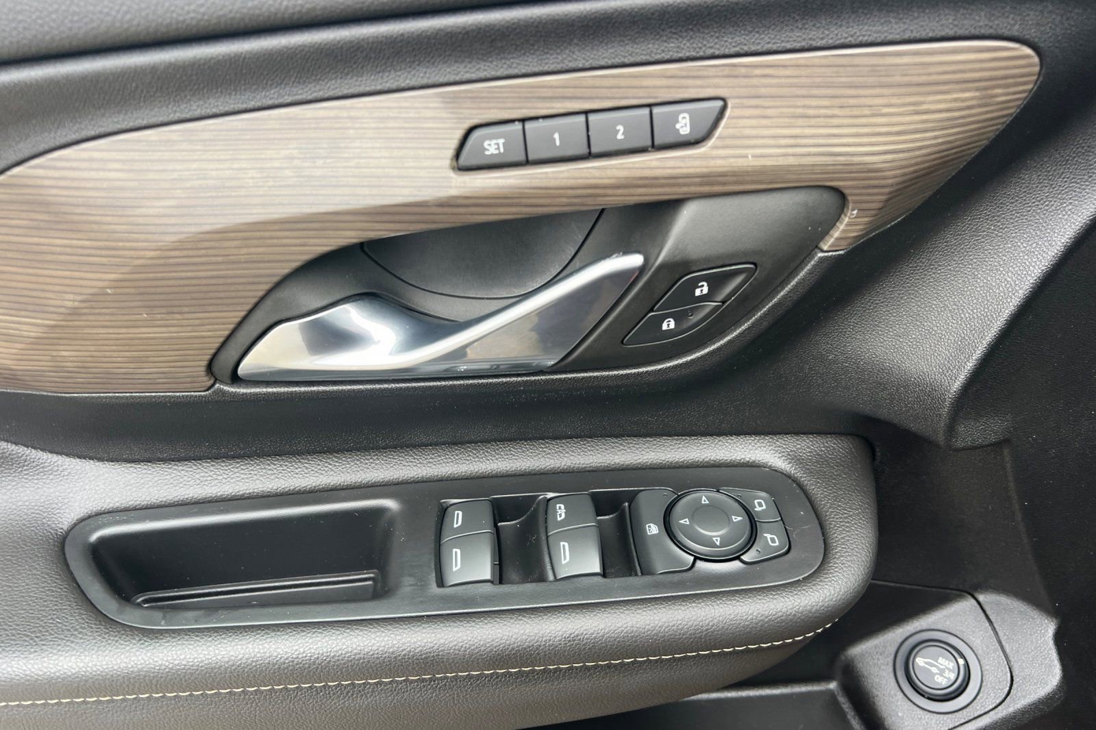 Used 2023 GMC Terrain Denali w/ LPO, Floor Liner Package image 8