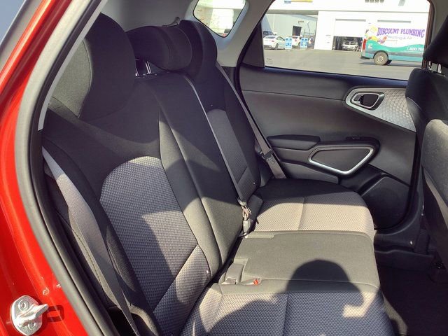 Used 2024 Kia Soul LX w/ Option Group 015 image 32