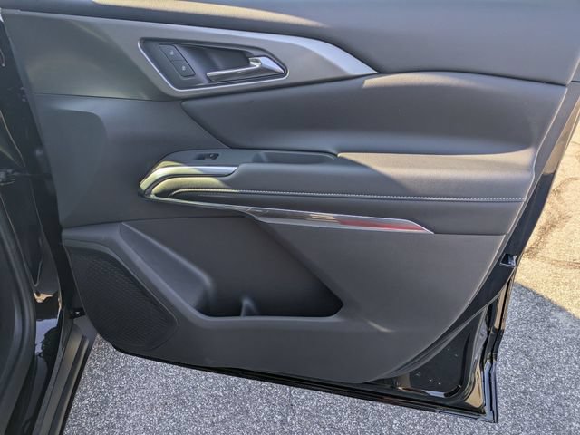 New 2026 Chevrolet Traverse LT w/ Driver Confidence Package FWD image 37