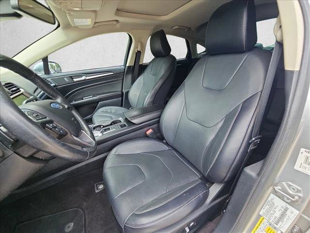 Used 2020 Ford Fusion Titanium image 16
