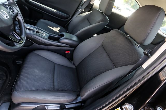 Used 2020 Honda HR-V LX image 39