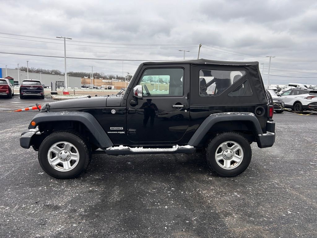 Used 2018 Jeep Wrangler Sport image 4
