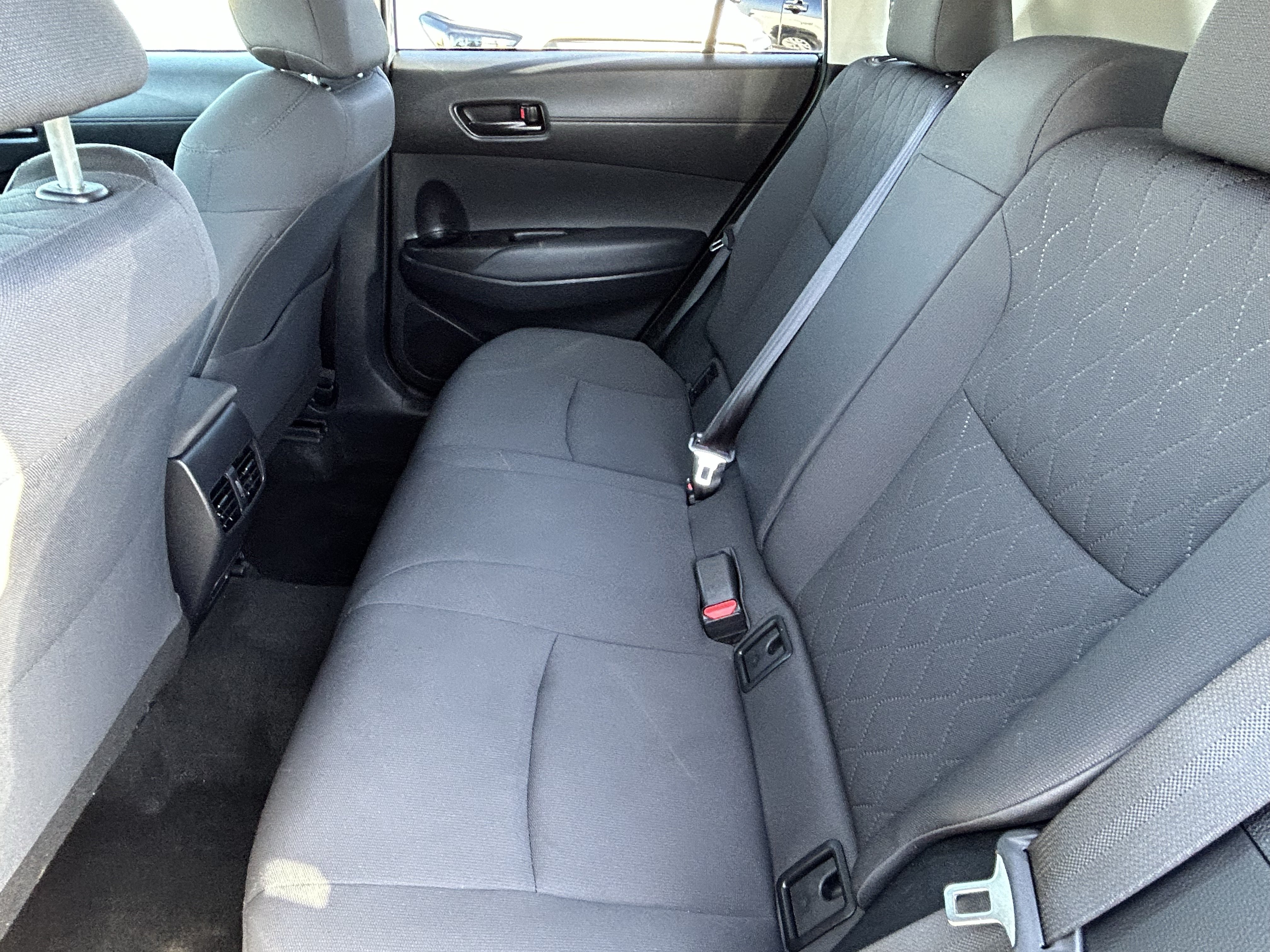 Certified 2022 Toyota Corolla Cross LE w/ Moonroof Package AWD/4WD image 14