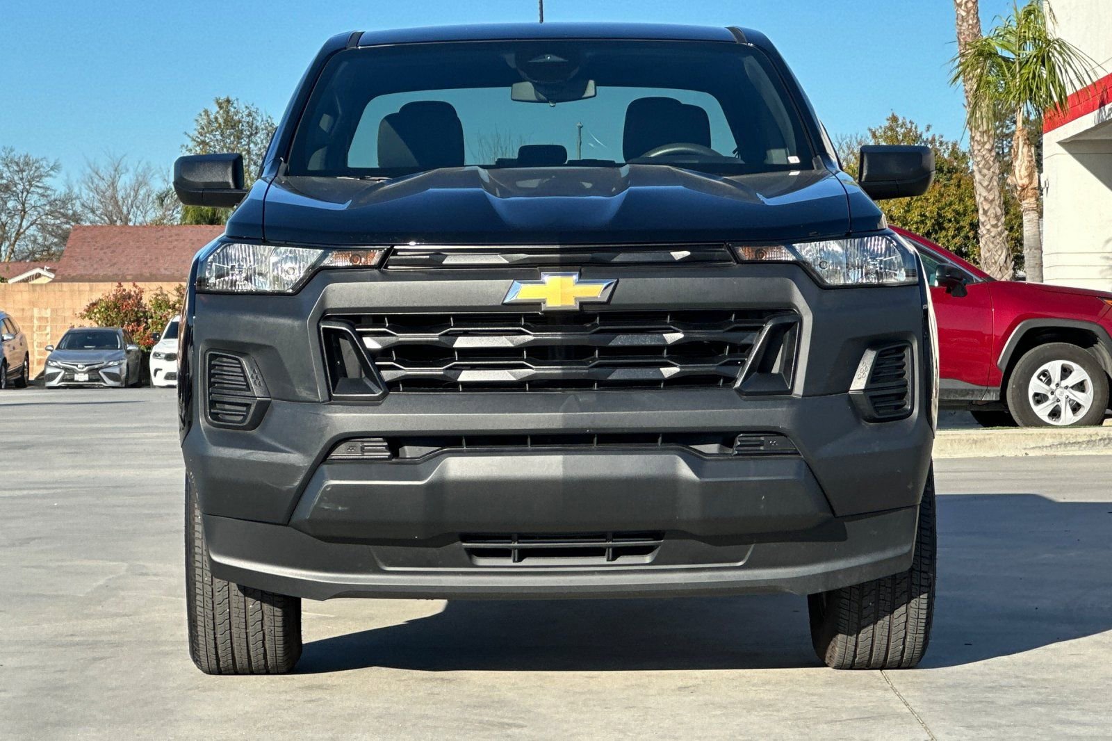 Used 2024 Chevrolet Colorado W/T image 9