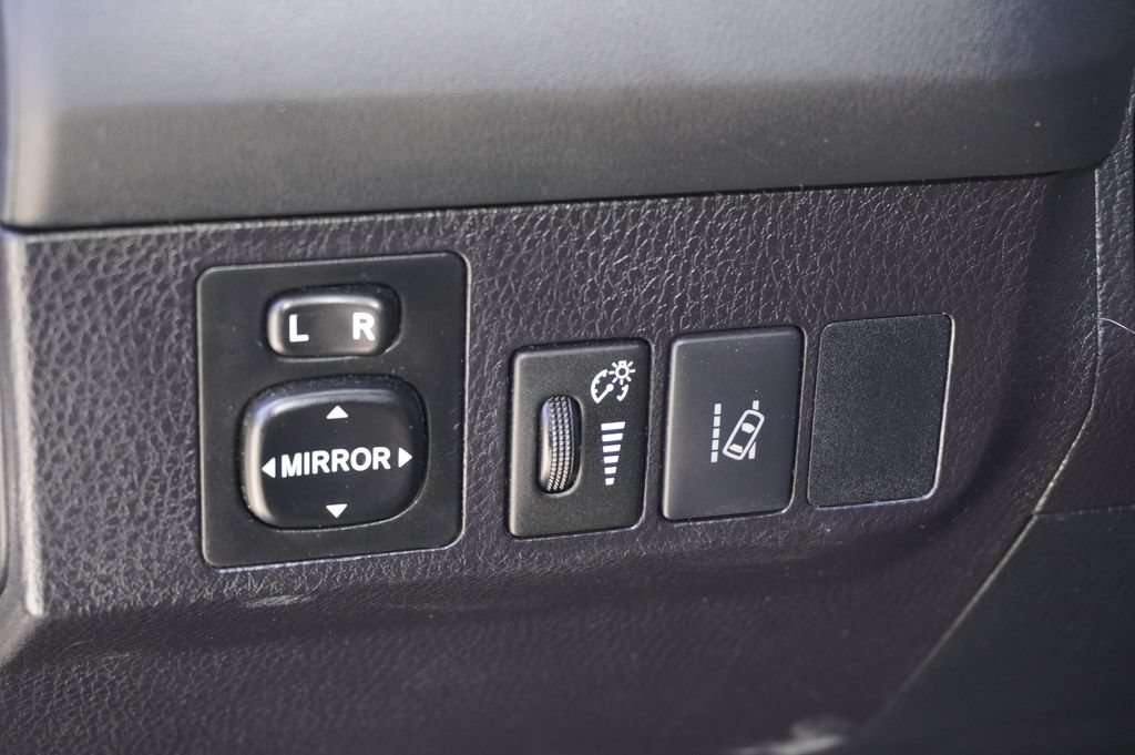 Used 2018 Toyota RAV4 LE w/ All Weather Liner Package FWD image 13
