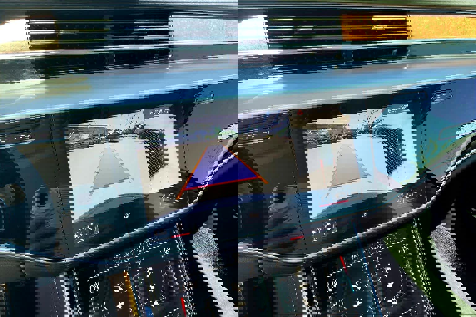 Used 2022 Audi A8 L 3.0T image 25