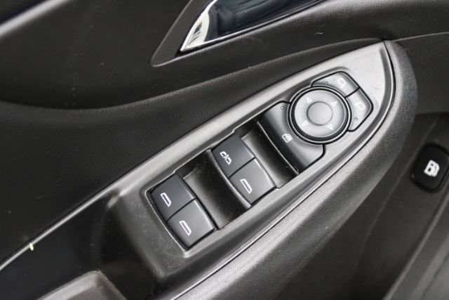 Used 2017 Chevrolet Volt Premier w/ Driver Confidence II Package FWD image 10
