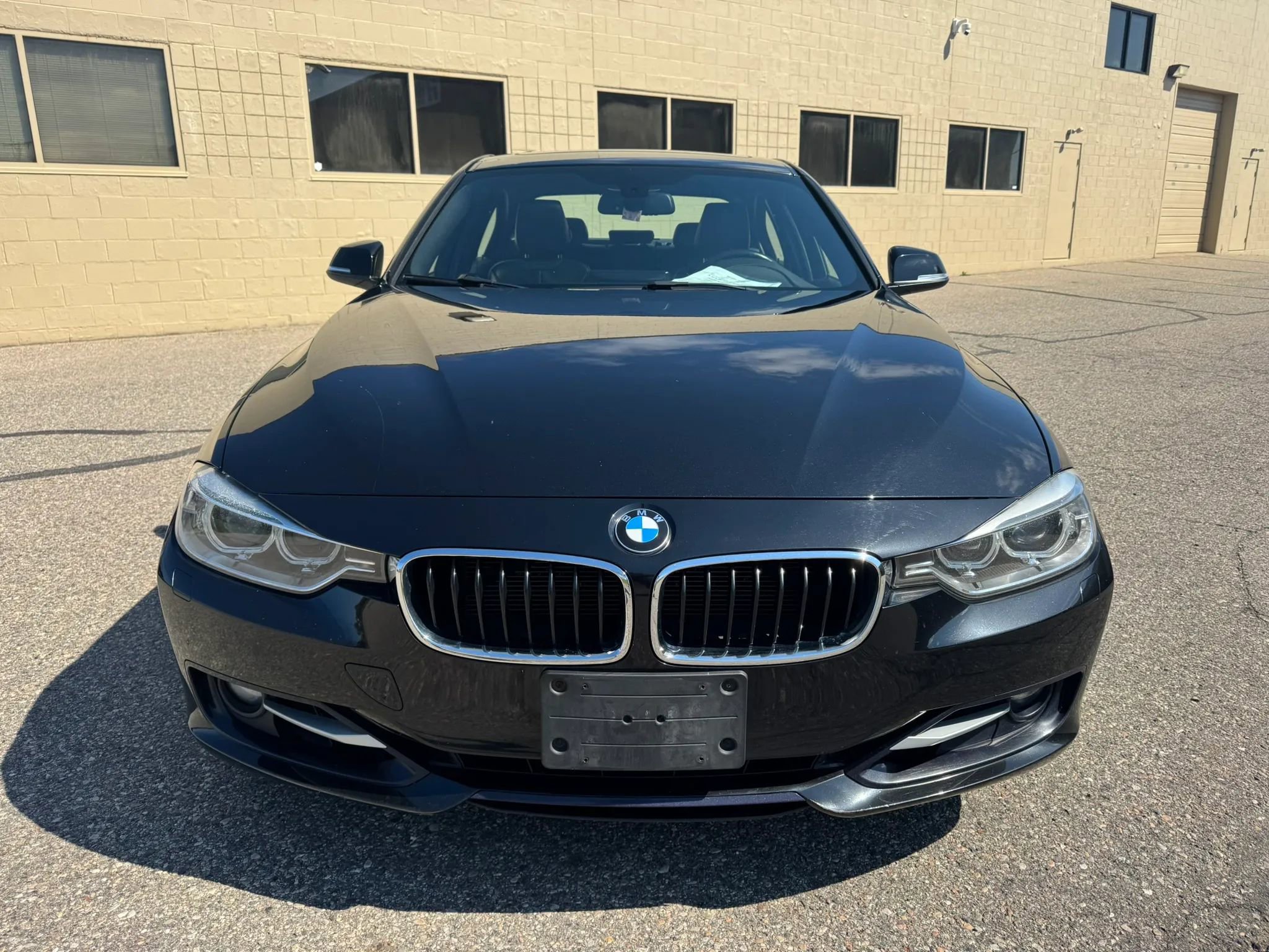 Used 2014 BMW 328i xDrive Sedan AWD/4WD image 2