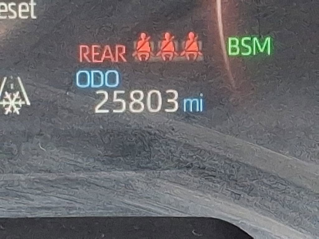 Used 2024 Toyota RAV4 XLE image 19