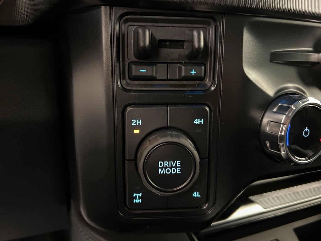 New 2025 Ford F350 Platinum w/ Snow Plow Prep Package image 18