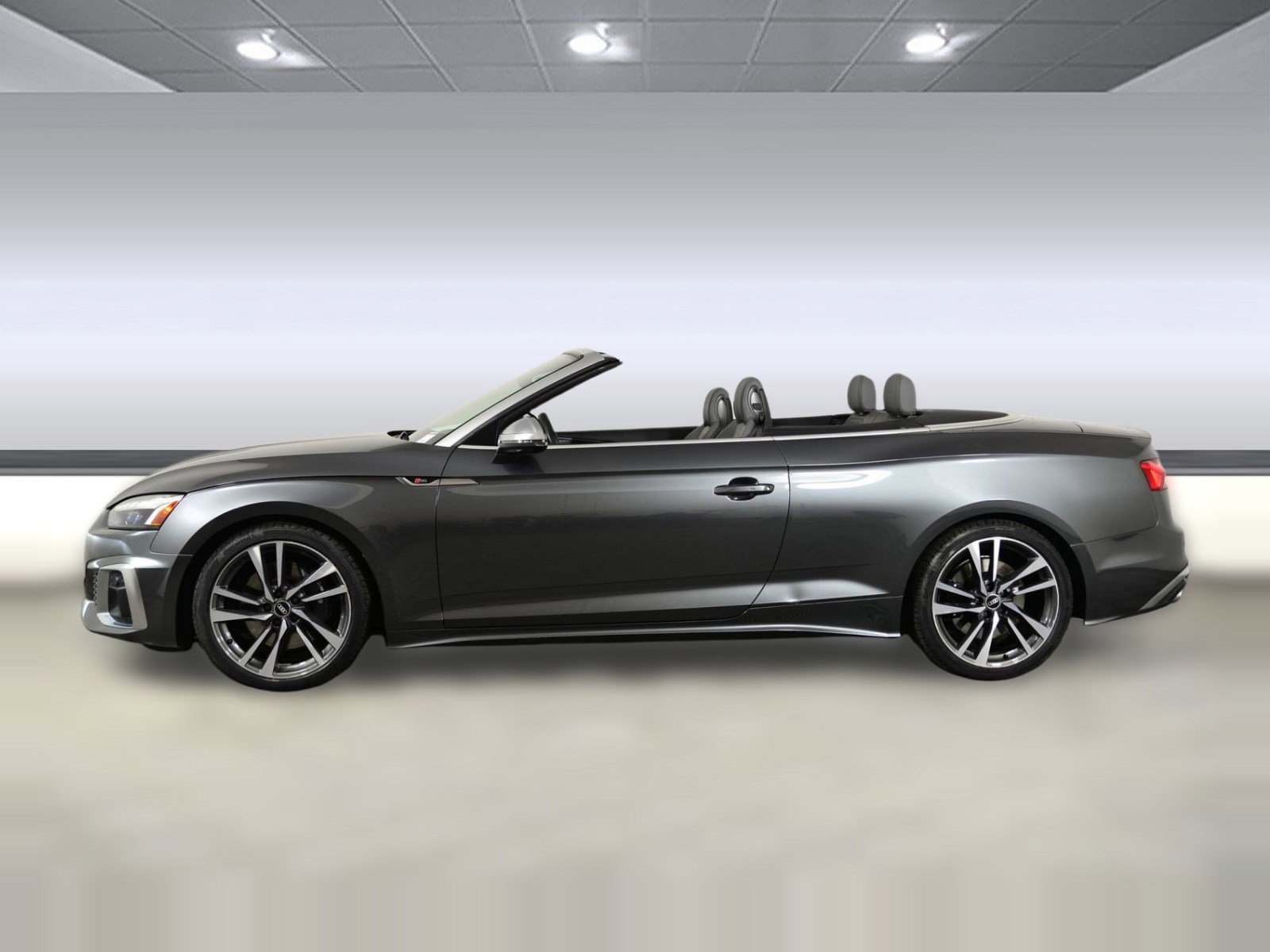 Used 2022 Audi S5 Premium Plus w/ Premium Plus Package image 2