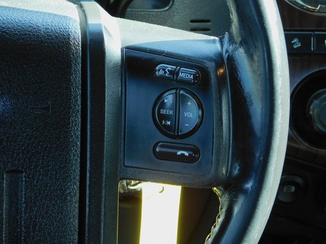 Used 2016 Ford F250 Lariat w/ Lariat Chrome Package image 16