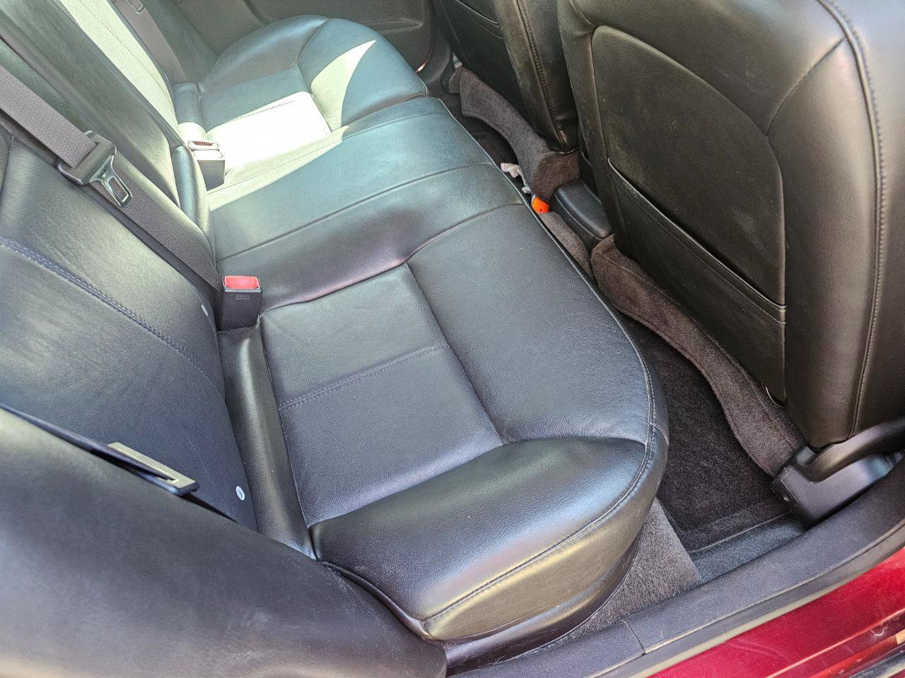 Used 2010 Chevrolet Impala LT w/ Luxury Edition Package FWD image 18