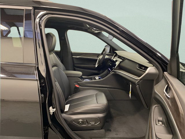 New 2026 Jeep Grand Cherokee L Limited AWD/4WD image 26