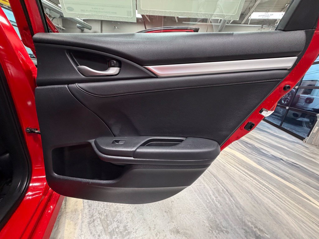 Used 2020 Honda Civic Touring image 43