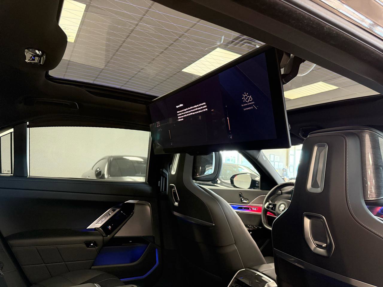 Used 2023 BMW 760i xDrive image 28