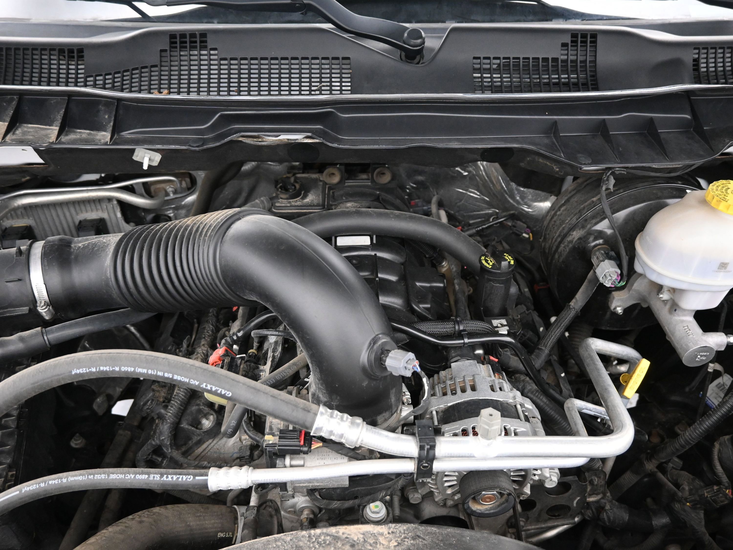 Used 2020 RAM 1500 Tradesman w/ Tradesman SXT Package image 16