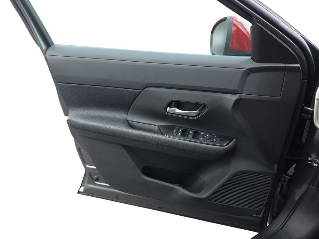 New 2026 Nissan Kicks SV w/ SV Premium Package FWD image 26