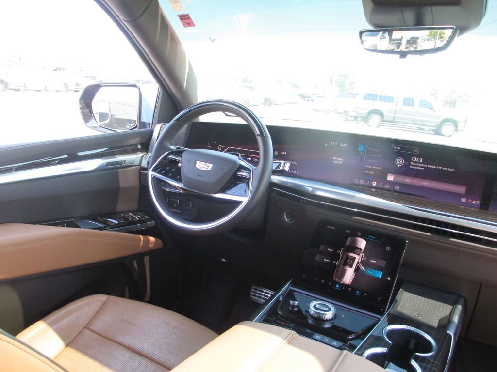 Used 2025 Cadillac Escalade Premium Luxury w/ Touring Package AWD/4WD image 29