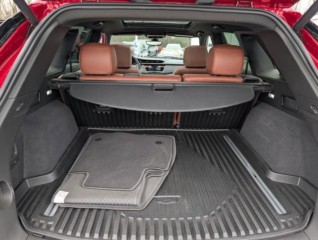Used 2025 Cadillac XT5 Sportv w/ Technology Package AWD/4WD image 18
