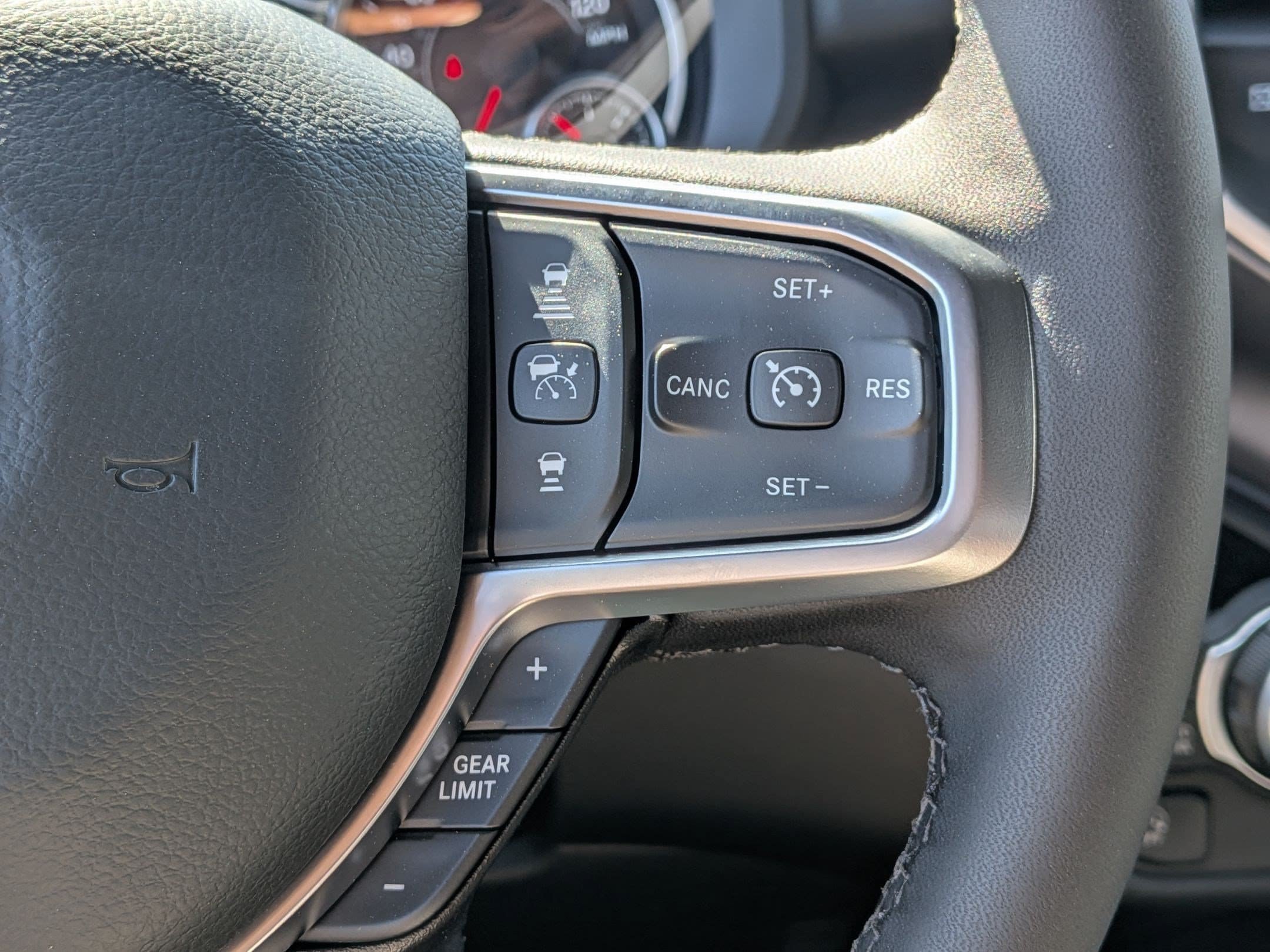 New 2026 RAM 1500 Big Horn AWD/4WD image 13