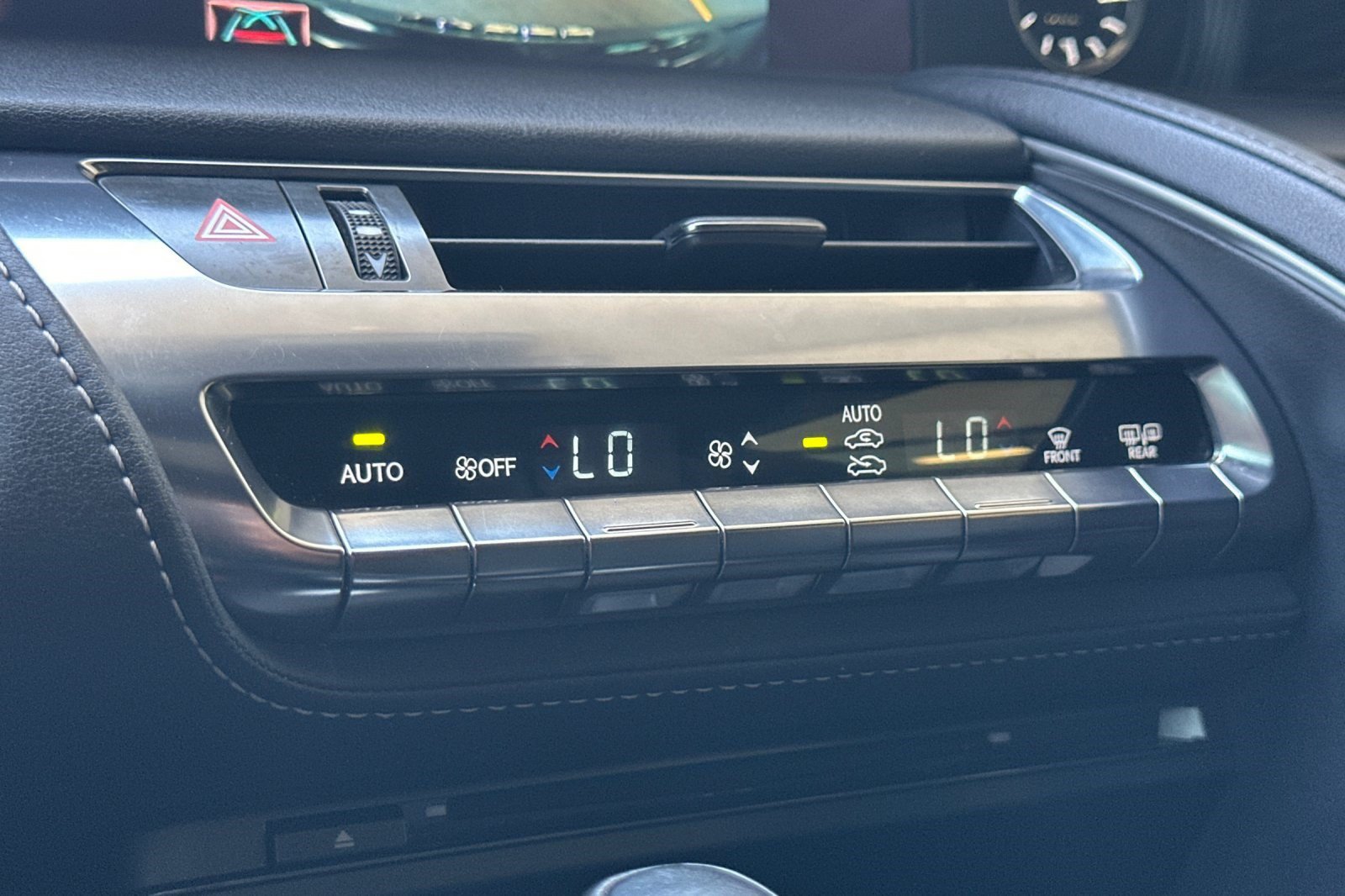 Used 2018 Lexus LC 500 Coupe w/ Sport Package RWD image 19
